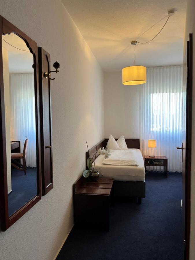 Hotel Garni Geisler โคโลญ ภายนอก รูปภาพ