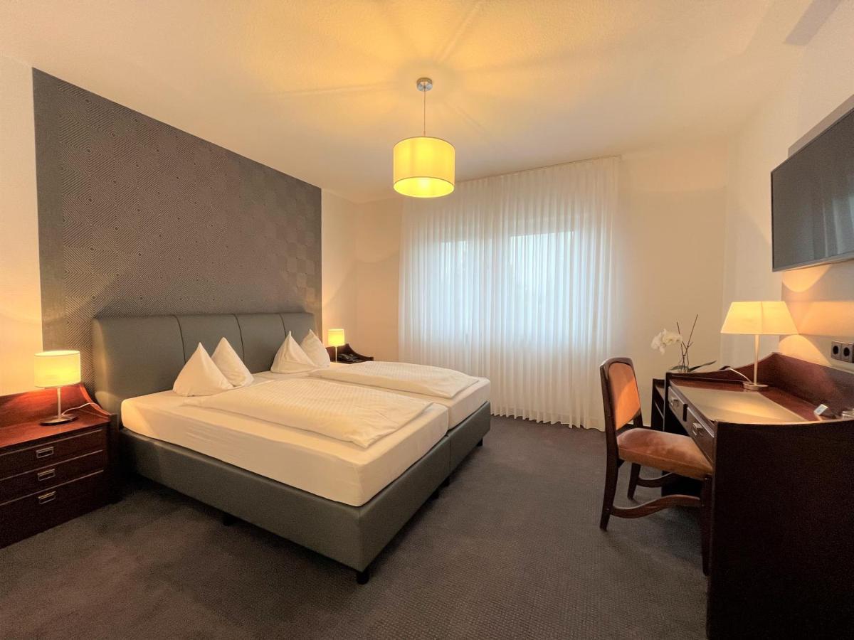 Hotel Garni Geisler โคโลญ ภายนอก รูปภาพ
