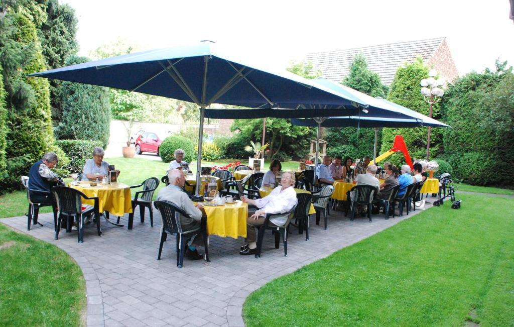 Hotel Garni Geisler โคโลญ ภายนอก รูปภาพ