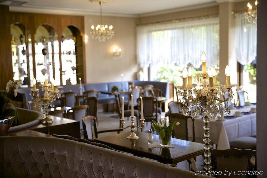 Hotel Garni Geisler โคโลญ ภายนอก รูปภาพ