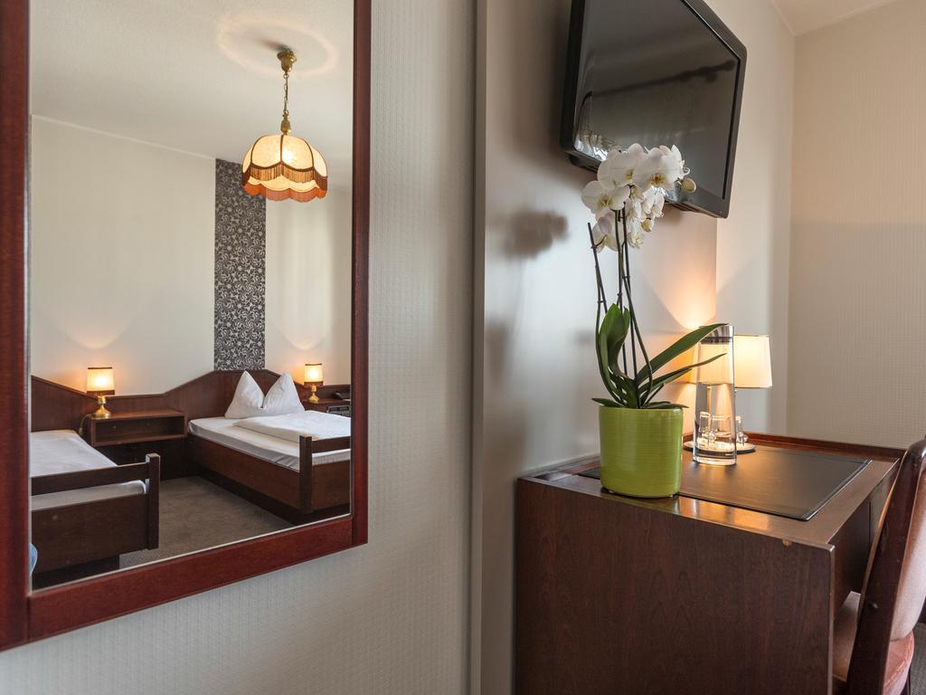 Hotel Garni Geisler โคโลญ ห้อง รูปภาพ